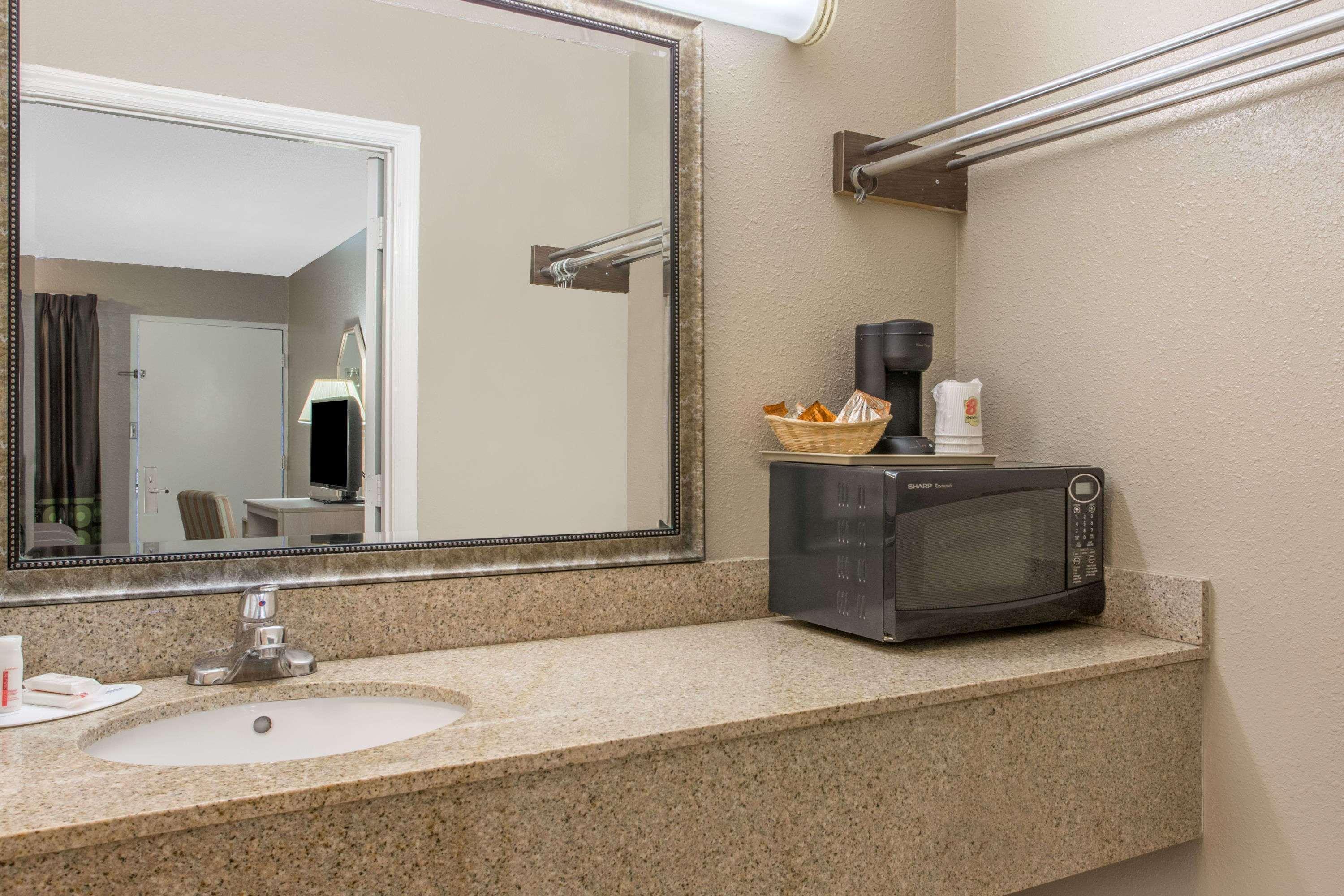 Super 8 By Wyndham Antioch/Nashville South East Extérieur photo